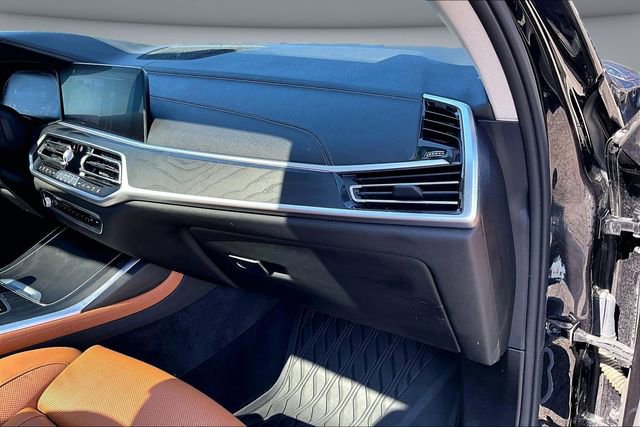 Used 2019 BMW X7 xDrive40i w/ Luxury Seating Package AWD/4WD image 26