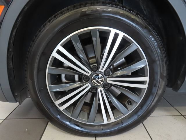 Used 2024 Volkswagen Tiguan Wolfsburg Edition FWD image 15