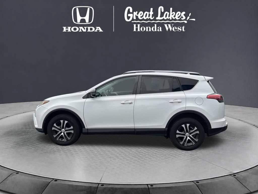 Used 2016 Toyota RAV4 LE AWD/4WD image 10