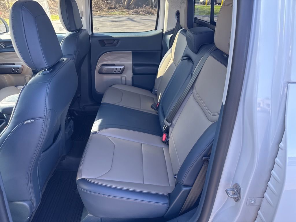 Used 2025 Ford Maverick Lariat AWD/4WD image 14