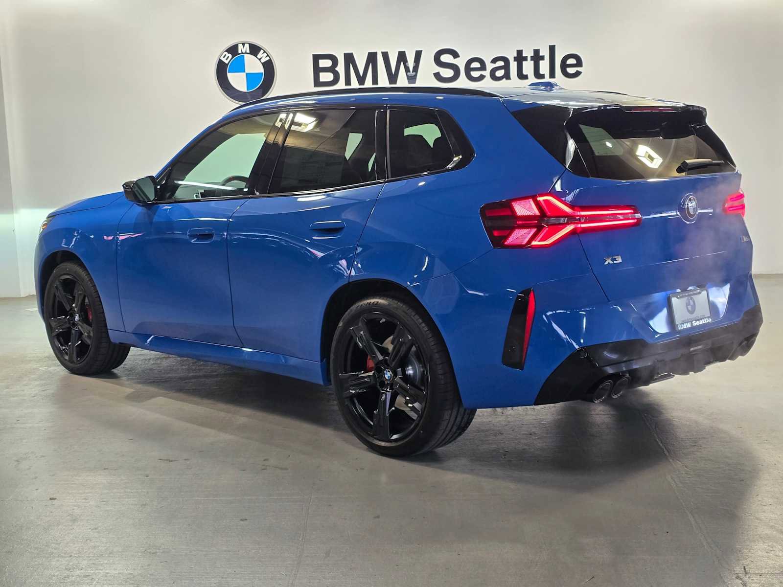New 2026 BMW X3 M50 w/ Premium Package image 4