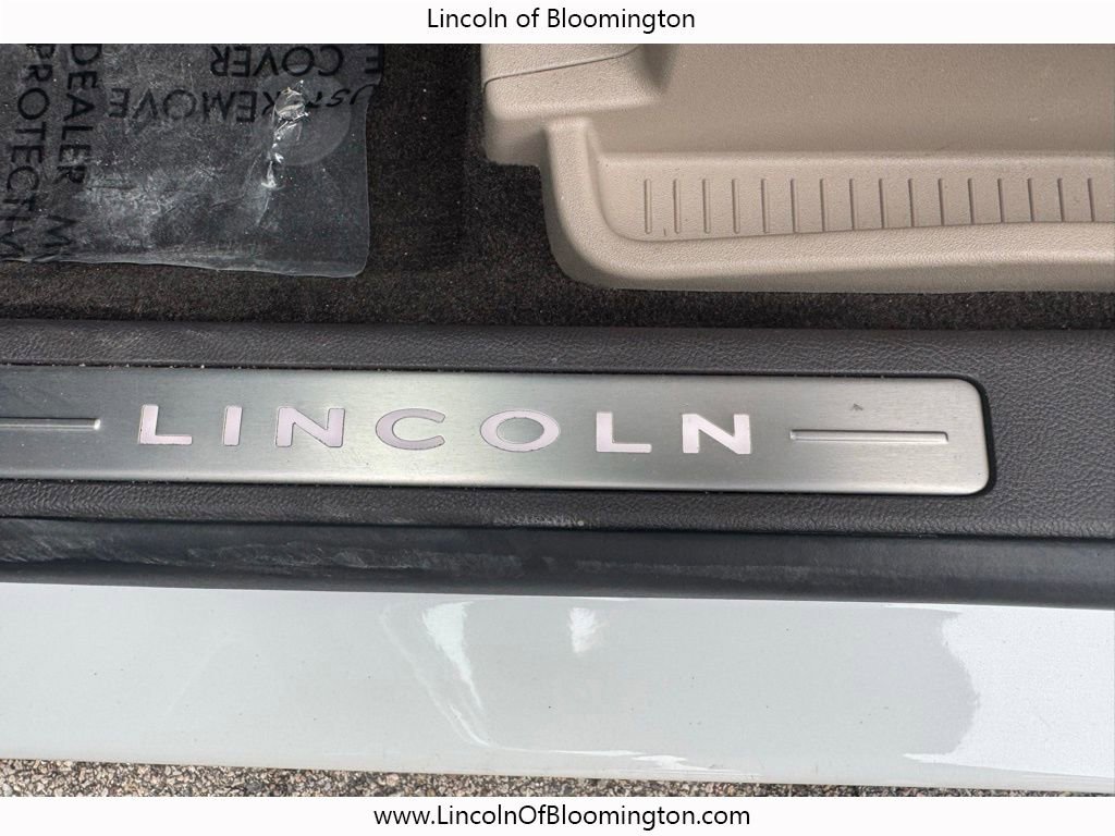 Certified 2023 Lincoln Nautilus Reserve w/ Equipment Group 201A image 19