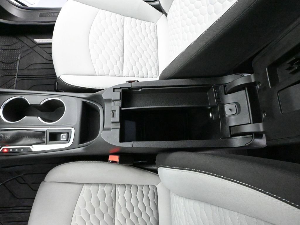 Used 2021 Chevrolet Equinox LS w/ LS Convenience Package image 35