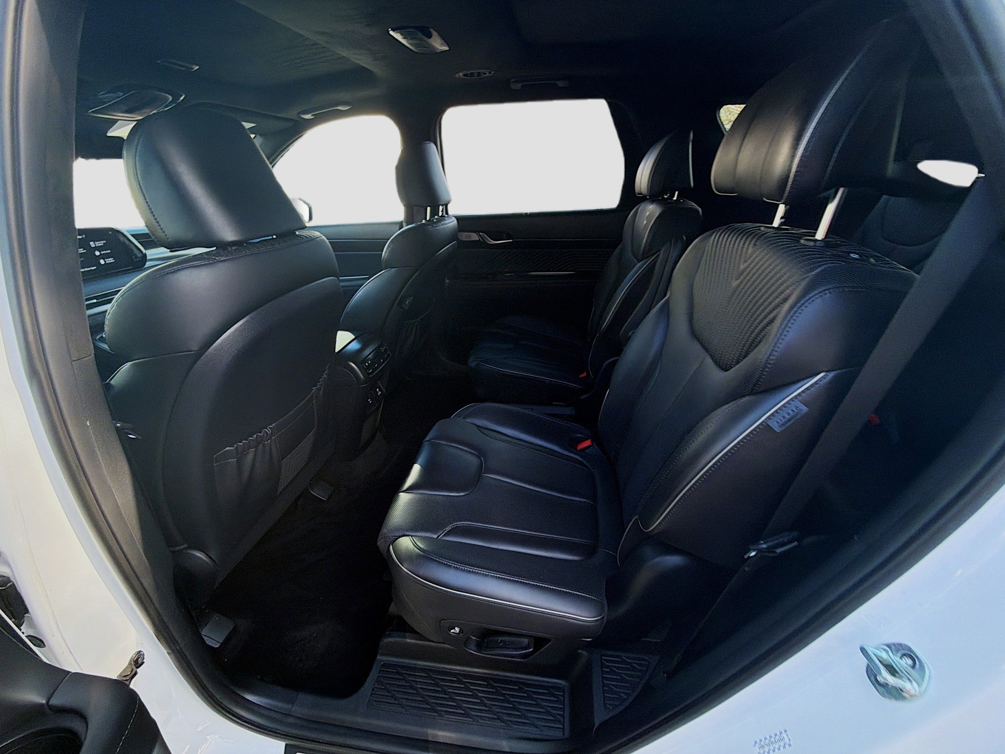 Used 2023 Hyundai Palisade Calligraphy w/ Cargo Package image 21