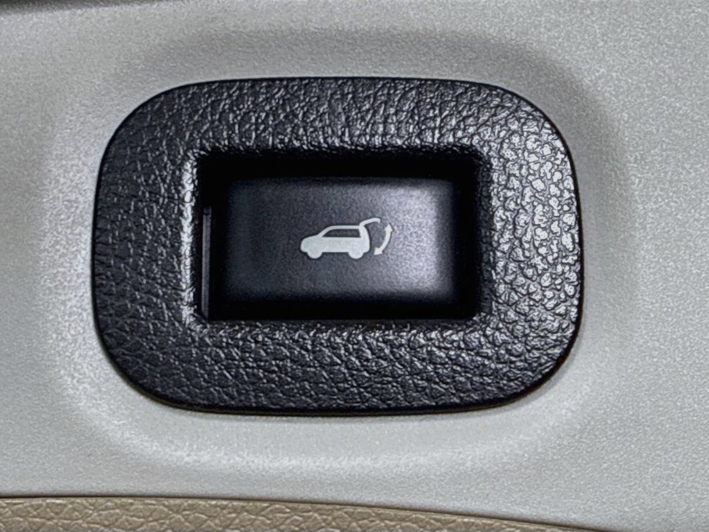 Used 2019 Nissan Rogue SL w/ Premium Package AWD/4WD image 30