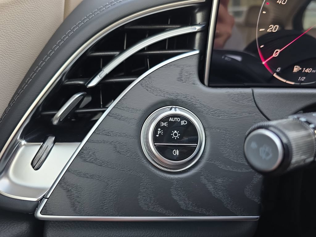 New 2026 Mercedes-Benz E 350 4MATIC Sedan image 27