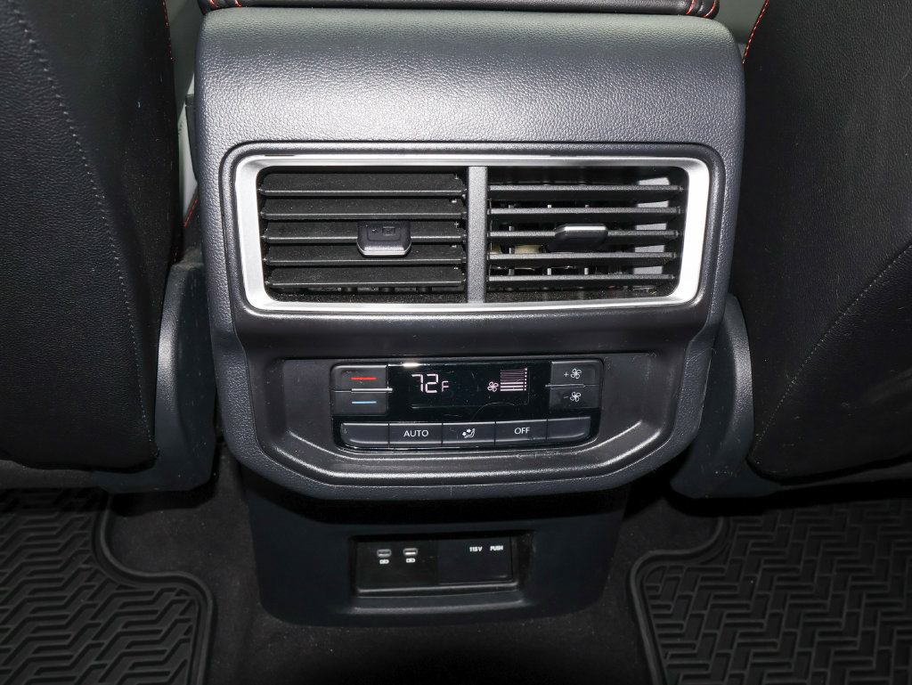 Certified 2025 Volkswagen Atlas Peak Edition SE AWD/4WD image 18