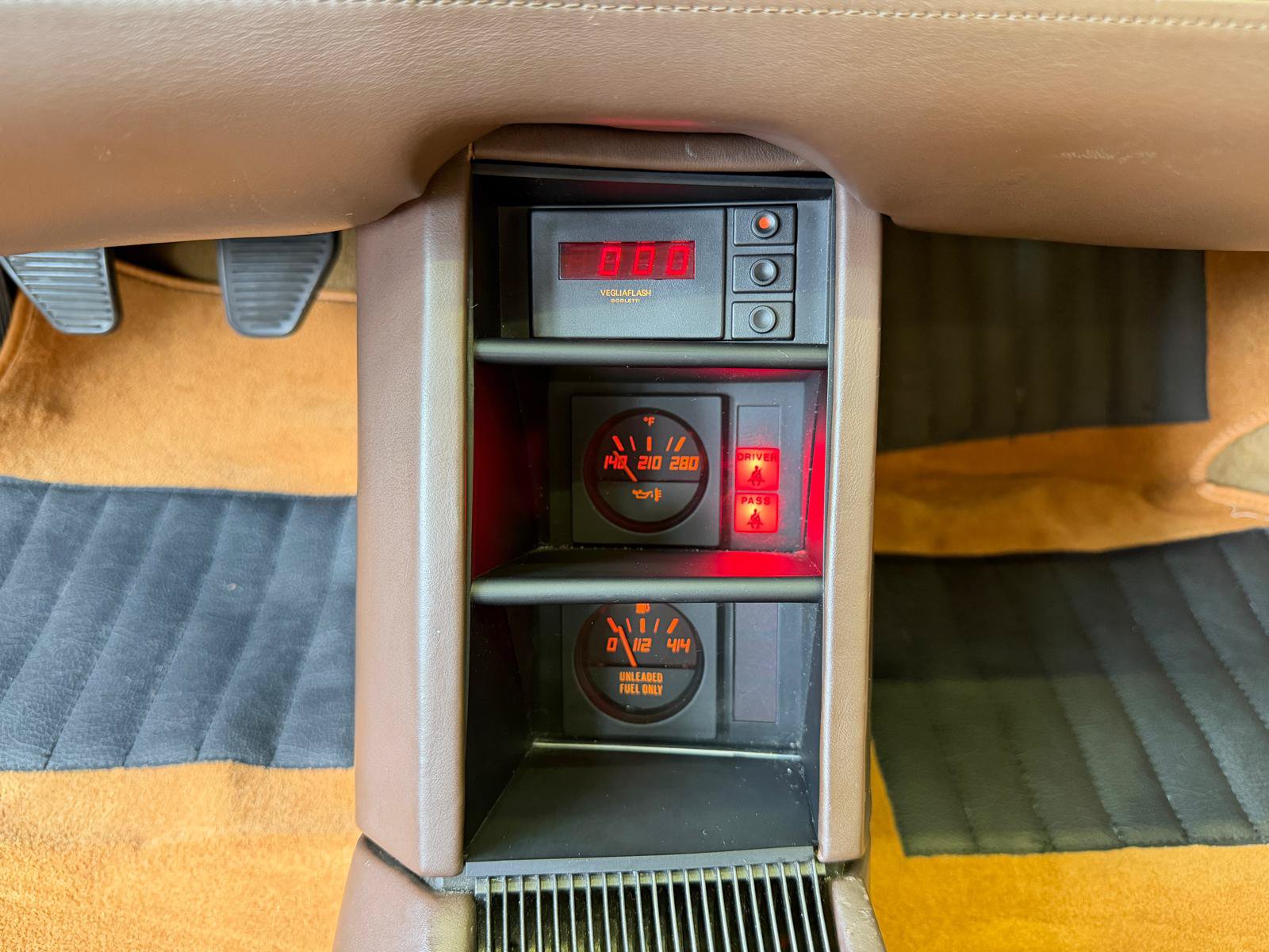 Used 1990 Ferrari Testarossa RWD image 82