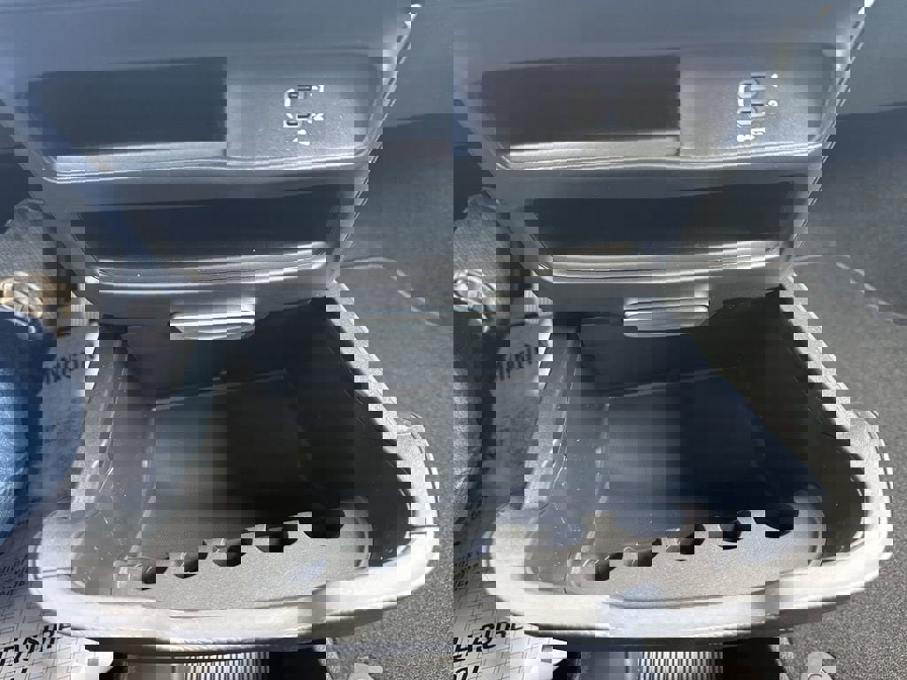 New 2026 Chrysler Pacifica Select image 34