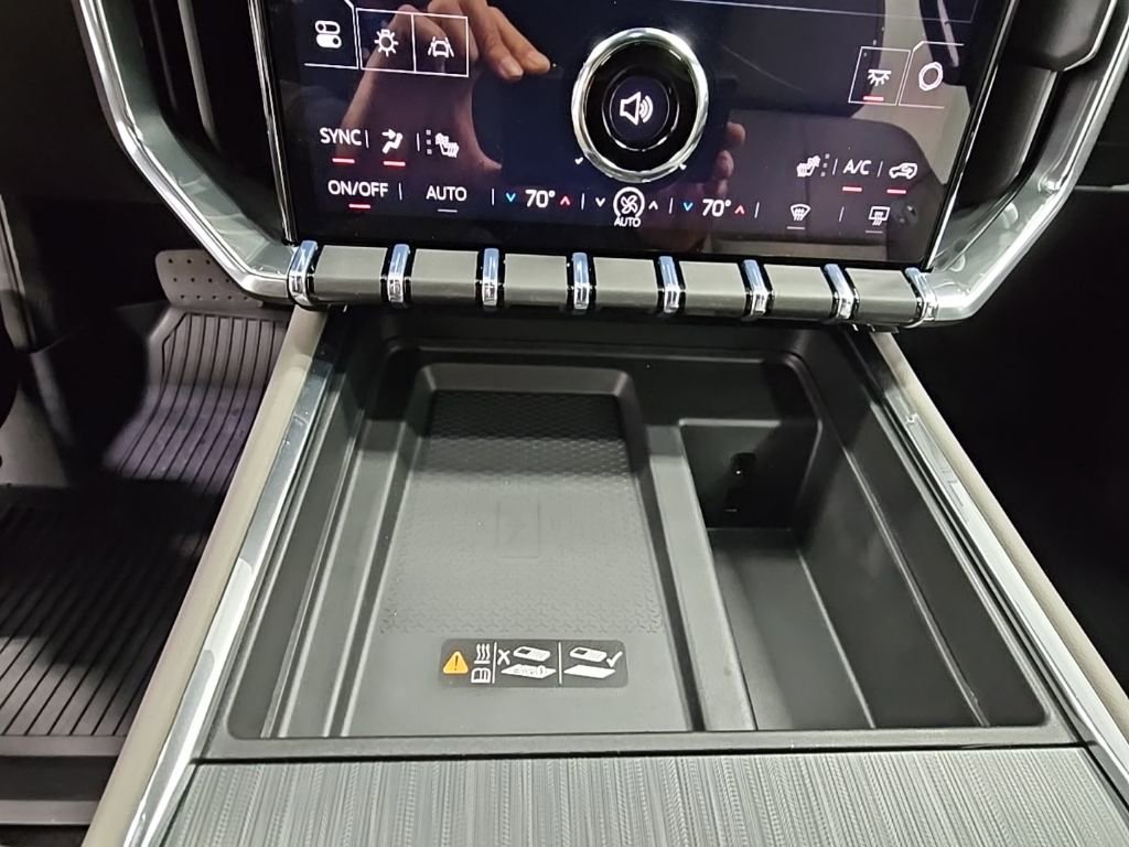 New 2026 GMC Acadia Elevation w/ Black Edition image 19