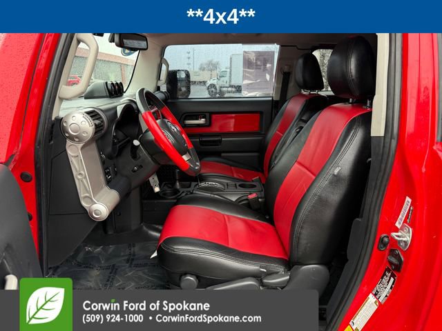 Used 2012 Toyota FJ Cruiser Base image 2