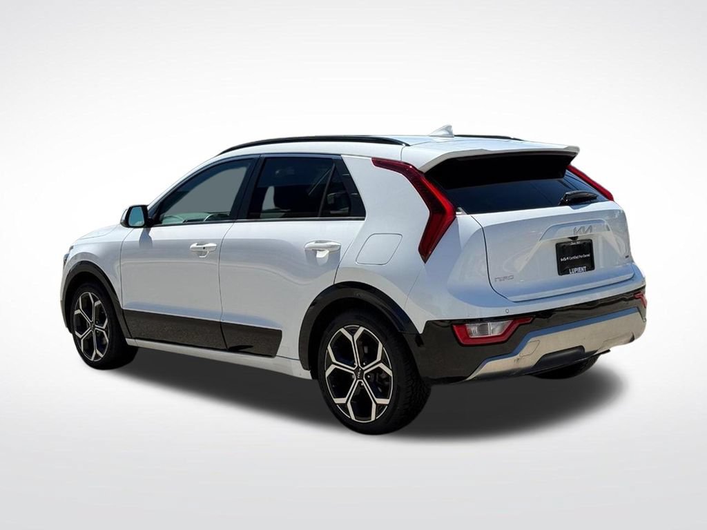 Used 2023 Kia Niro EX Touring FWD image 6