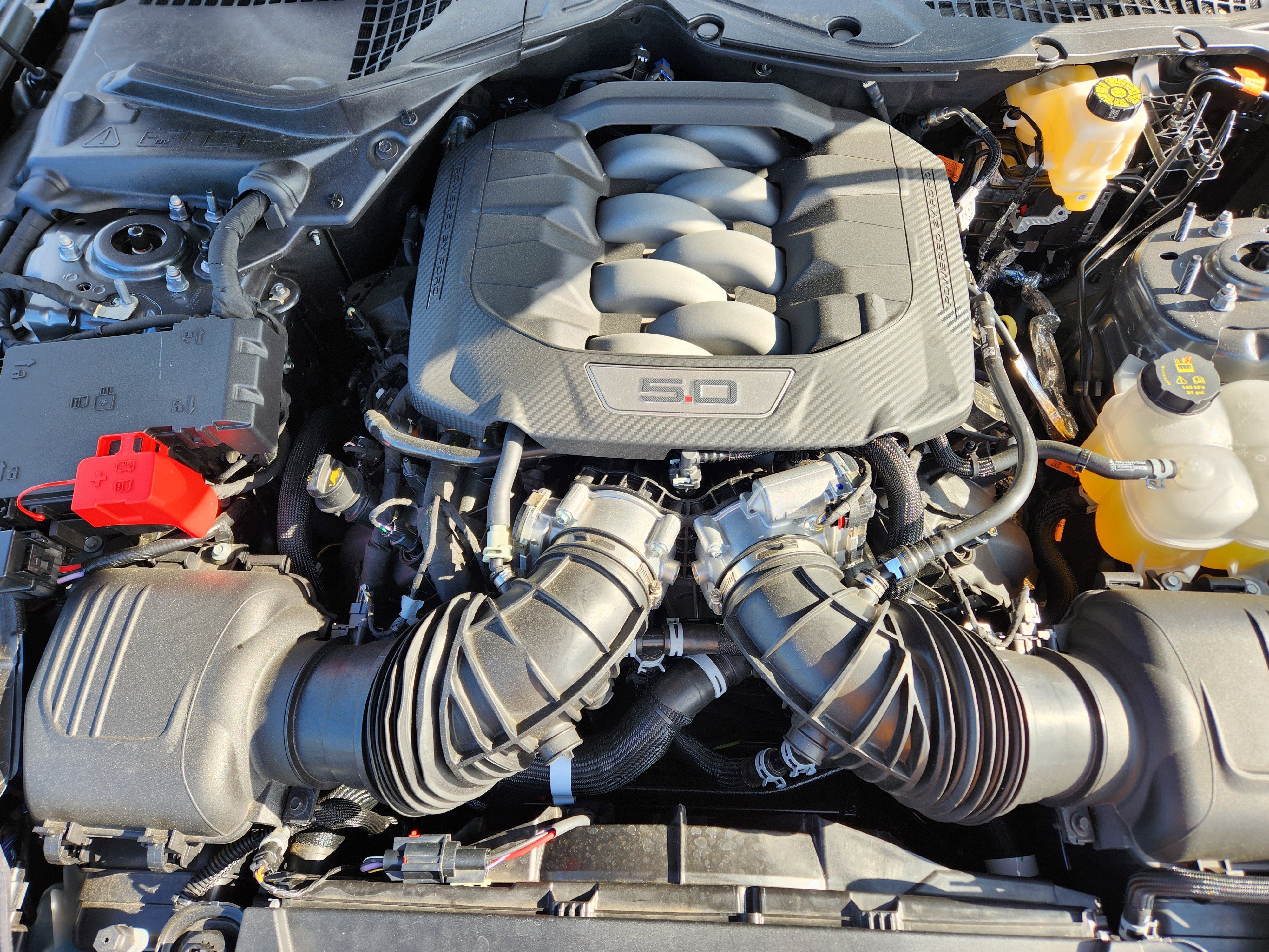 Used 2025 Ford Mustang GT Premium RWD image 9