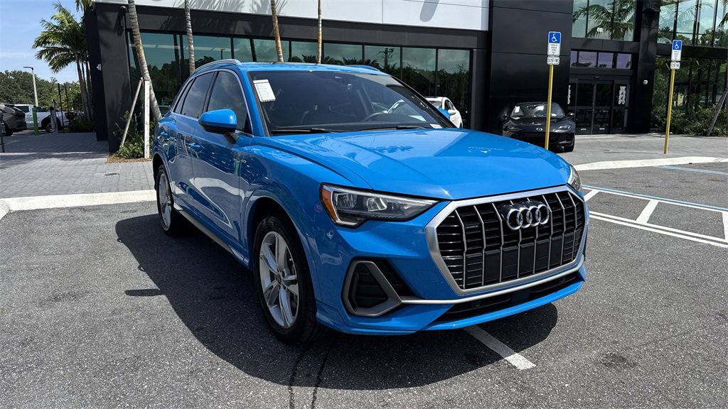 Used 2022 Audi Q3 2.0T Premium w/ Convenience Package image 8
