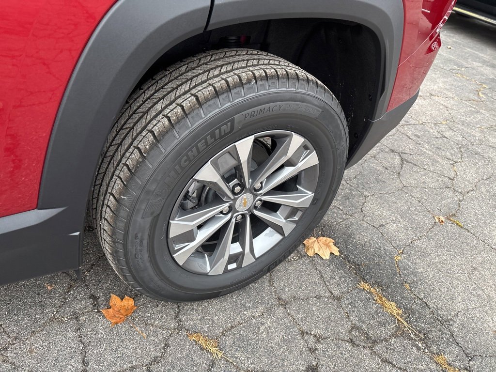 New 2026 Chevrolet Equinox LT w/ Convenience Package II image 9