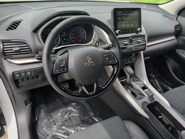Used 2025 Mitsubishi Eclipse Cross SE AWD/4WD image 15