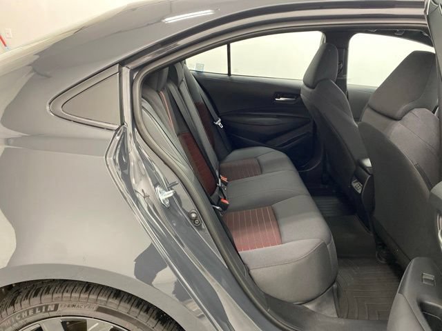 Used 2025 Toyota Corolla SE w/ SE Premium Package FWD image 31