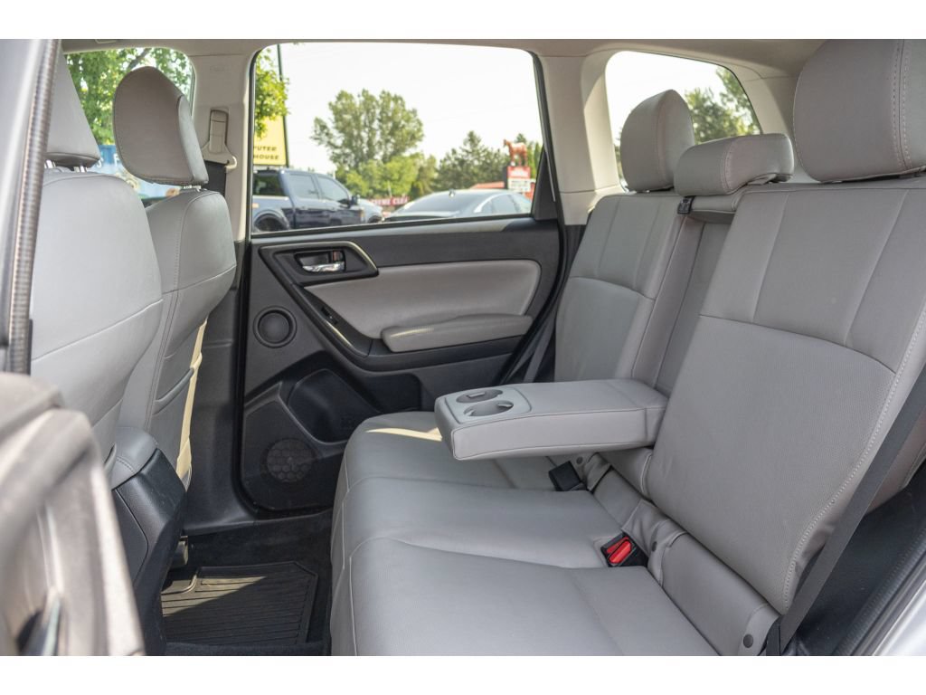 Used 2015 Subaru Forester 2.5i Touring w/ Popular Package #2 AWD/4WD image 13