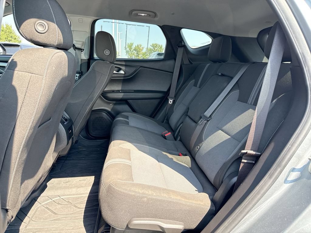Used 2024 Chevrolet Blazer LT w/ Convenience Package FWD image 23