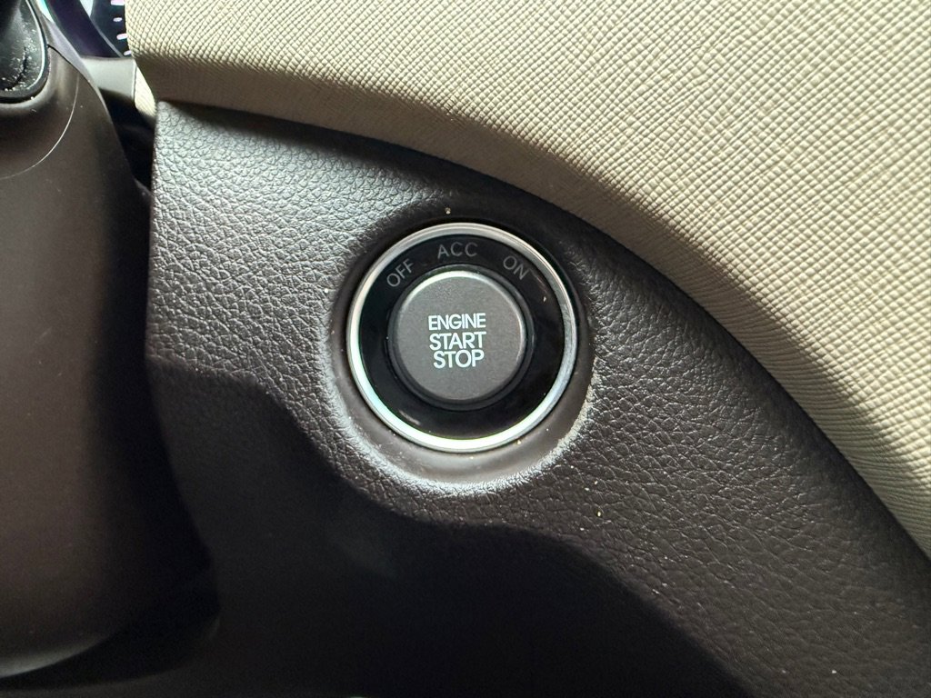 Used 2014 Hyundai Santa Fe Sport w/ Technology Package 04 image 32