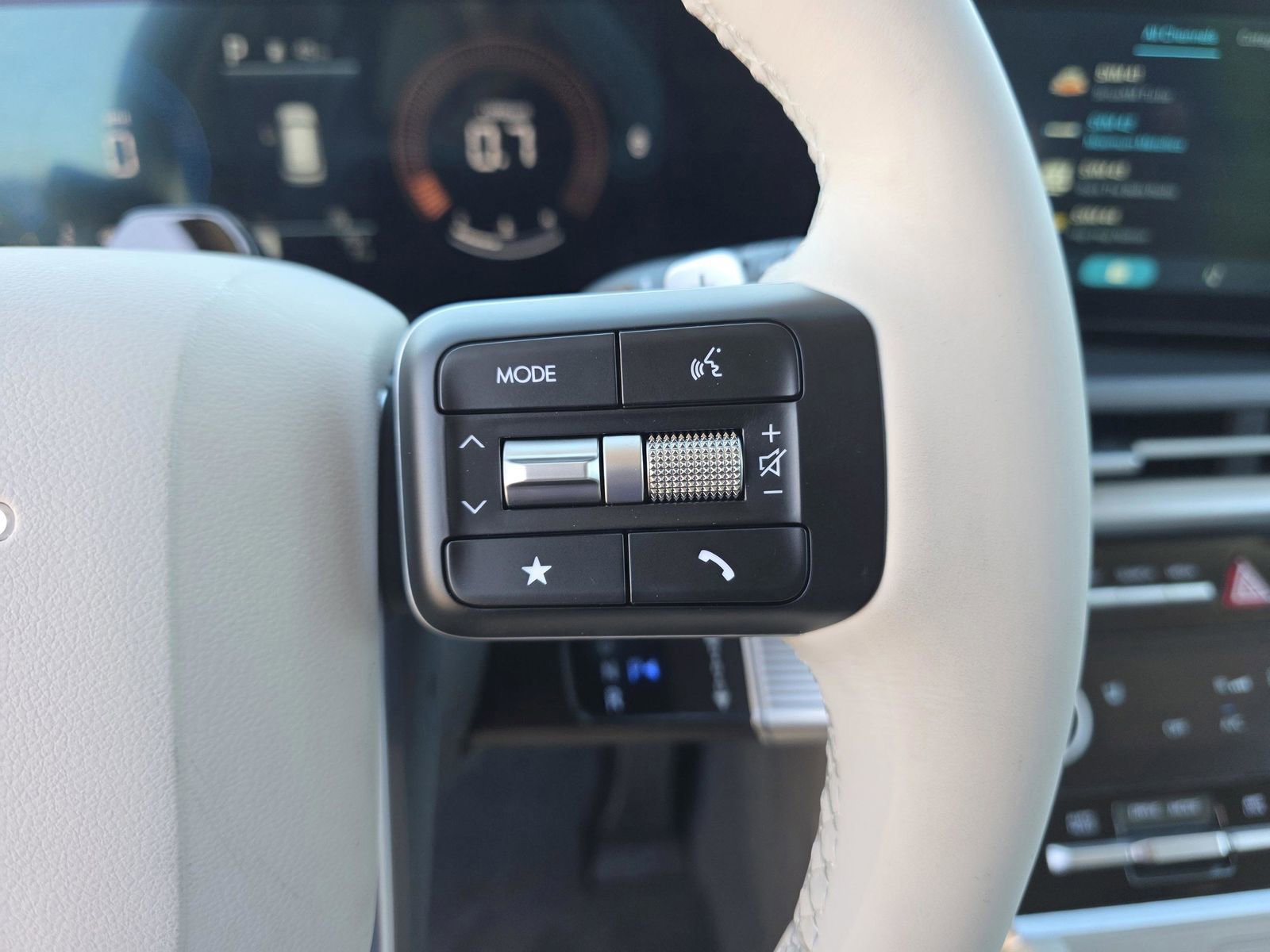 New 2026 Hyundai Santa Fe SEL image 26