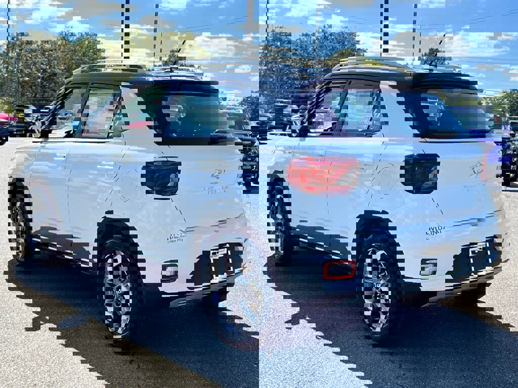 New 2026 Hyundai Venue SEL image 4