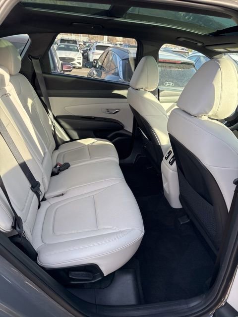 Used 2025 Hyundai Tucson Limited image 13