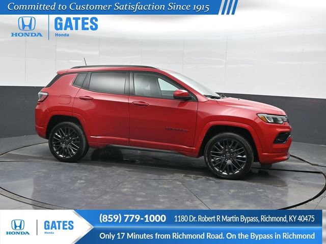 Used 2022 Jeep Compass Limited image 1