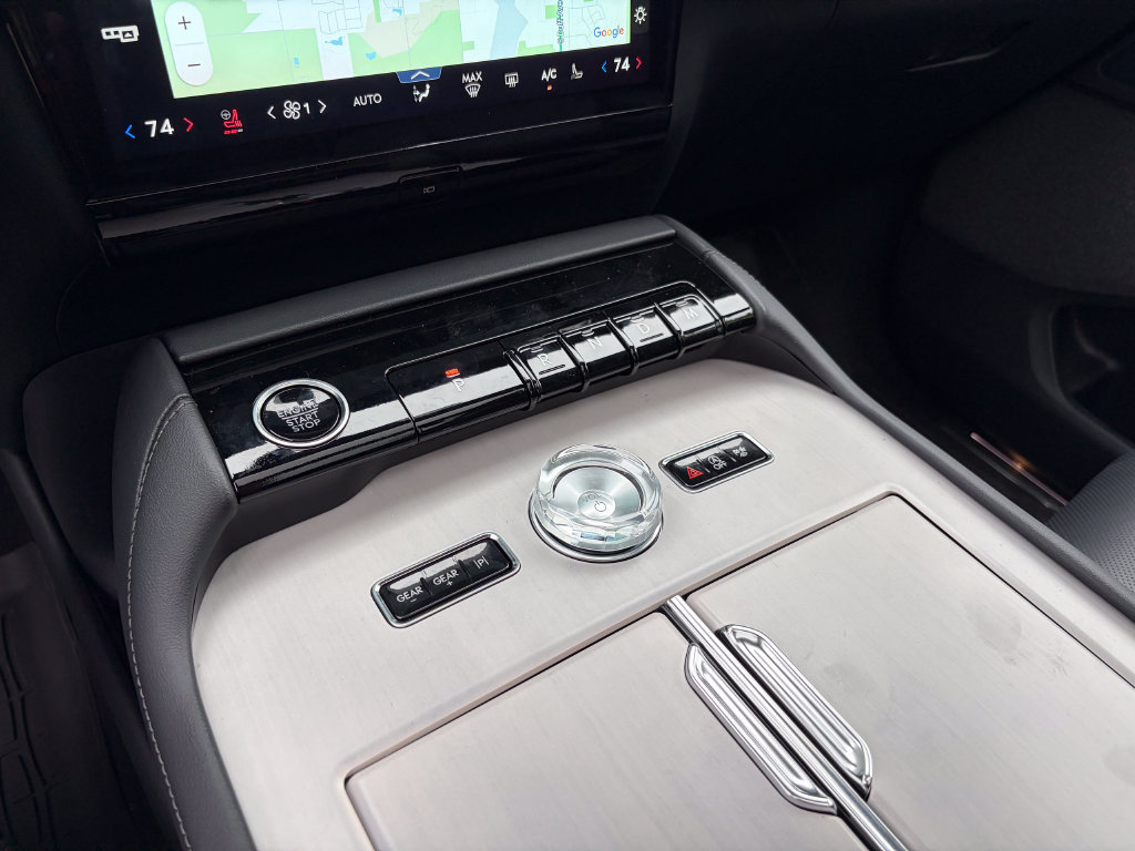 New 2027 Lincoln Navigator Reserve w/ Jet Appearance Package AWD/4WD image 43