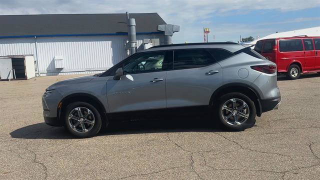 Certified 2024 Chevrolet Blazer LT w/ Convenience Package AWD/4WD image 5