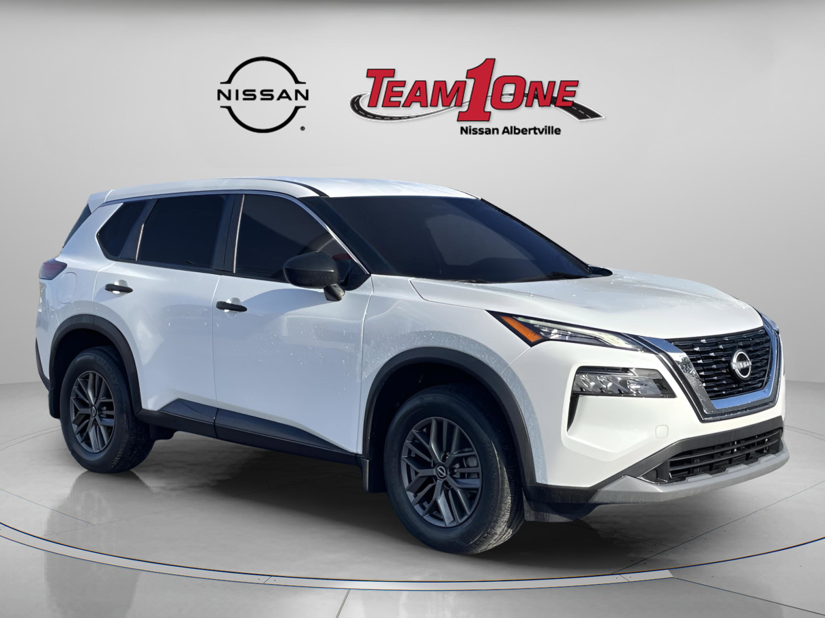 Used 2022 Nissan Rogue S video 1