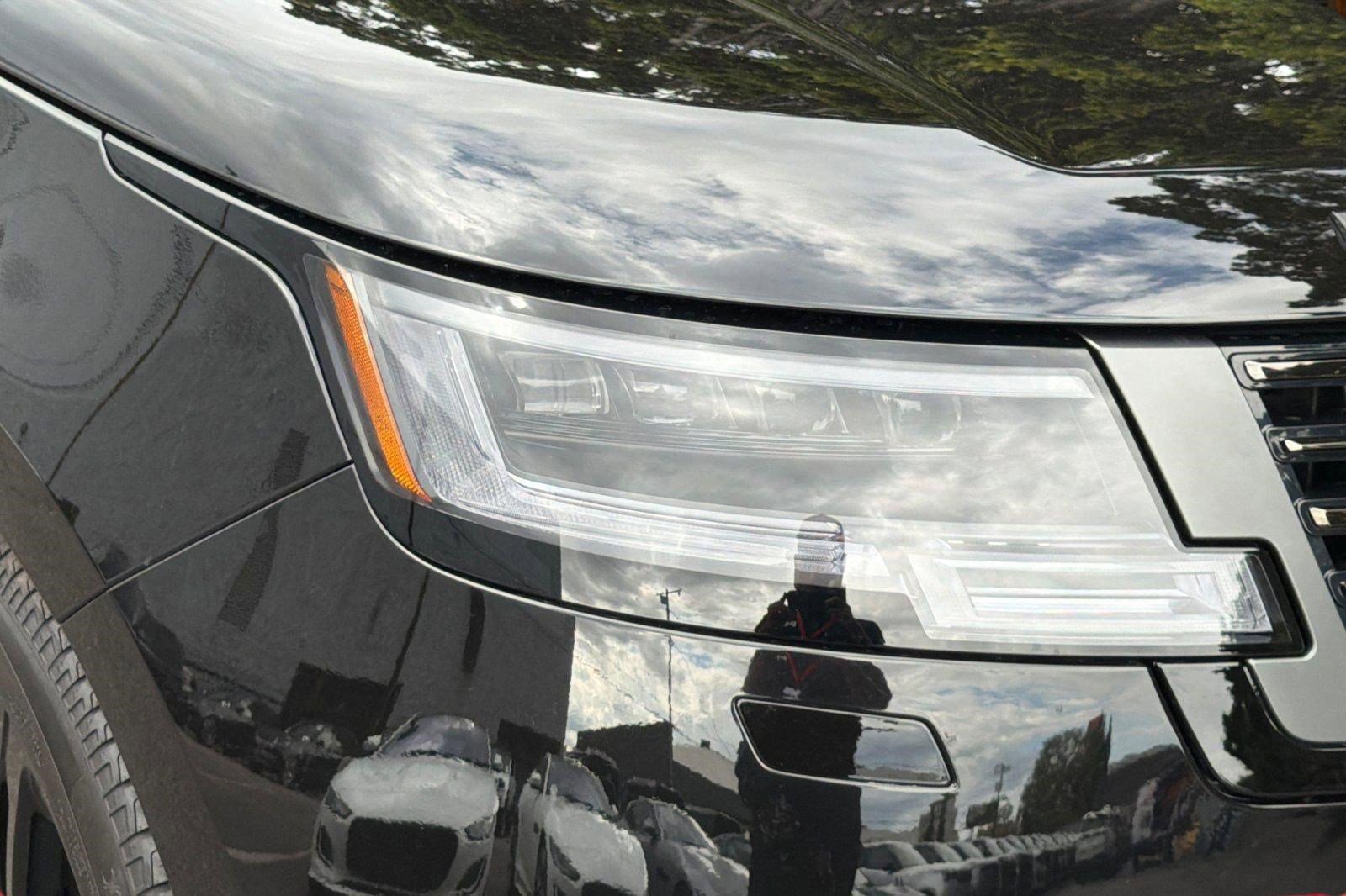 New 2026 Land Rover Range Rover SV AWD/4WD image 10