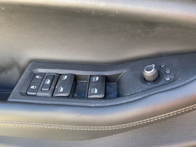 Used 2022 Jeep Grand Cherokee L Laredo w/ Luxury Tech Group I AWD/4WD image 31