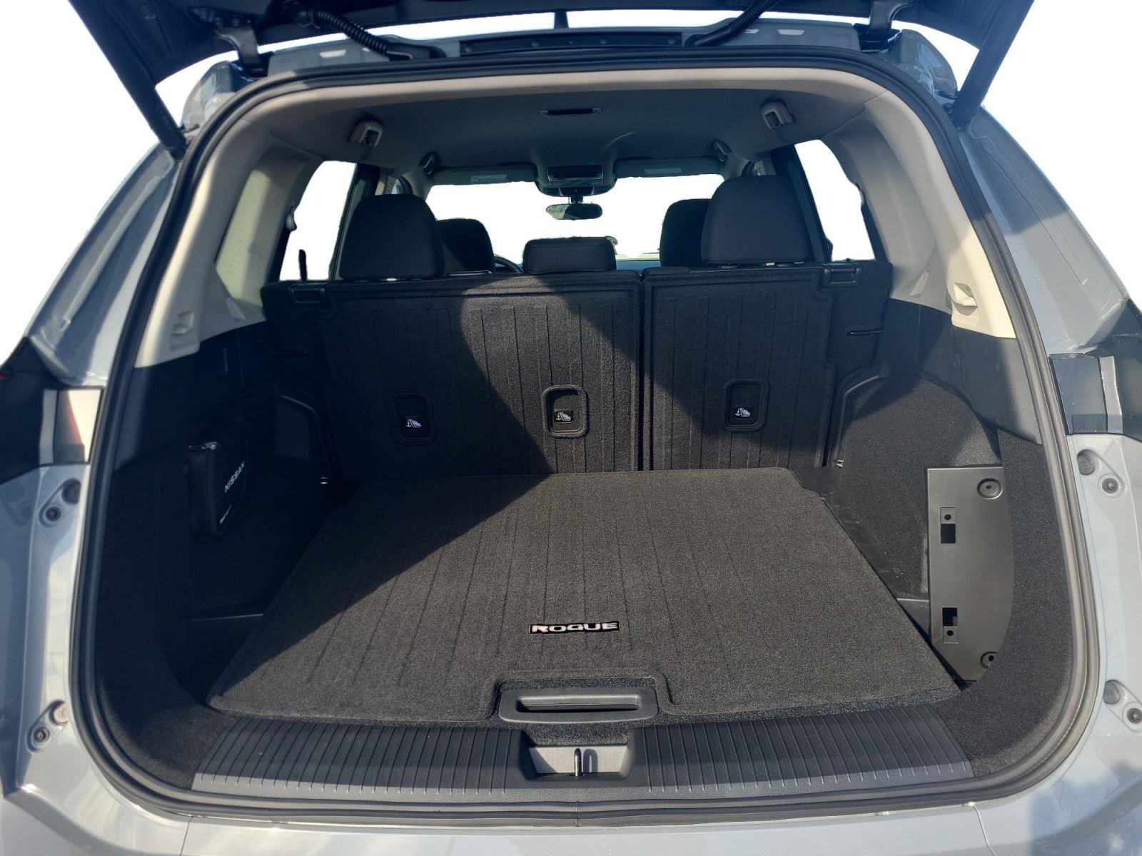 New 2026 Nissan Rogue SV w/ Cold Weather Package image 21