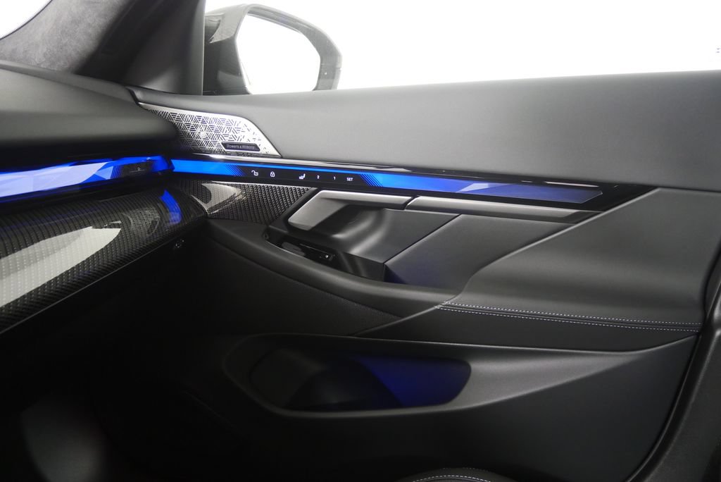New 2027 BMW M5 Touring AWD/4WD image 24