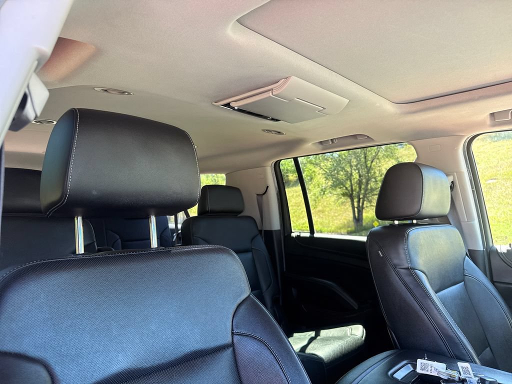 Used 2016 GMC Yukon XL SLT w/ Open Road Package AWD/4WD image 33