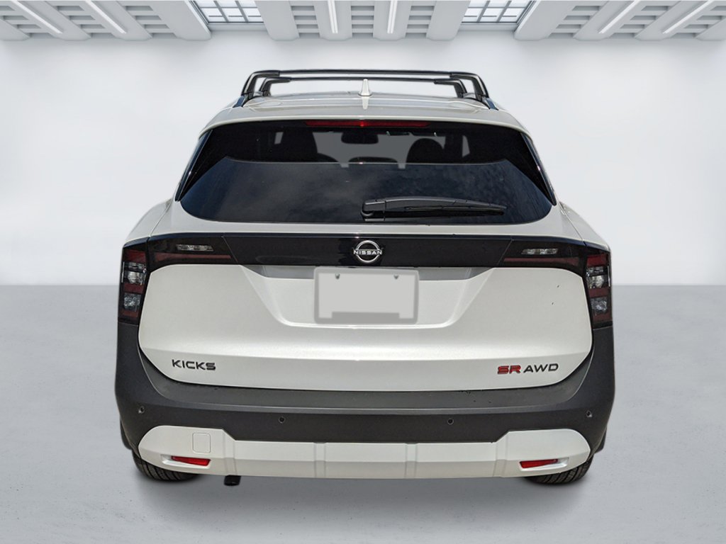 New 2026 Nissan Kicks SR w/ Cold Weather Package AWD/4WD image 4