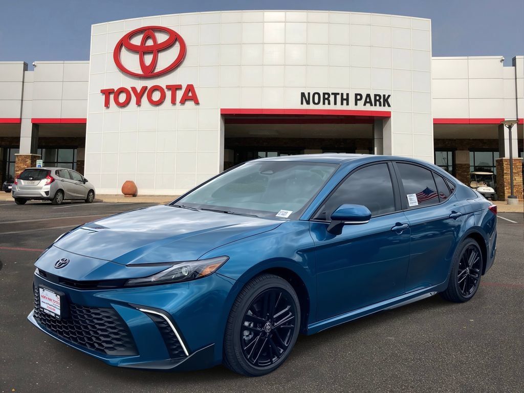 New 2026 Toyota Camry SE w/ Convenience Package FWD image 1