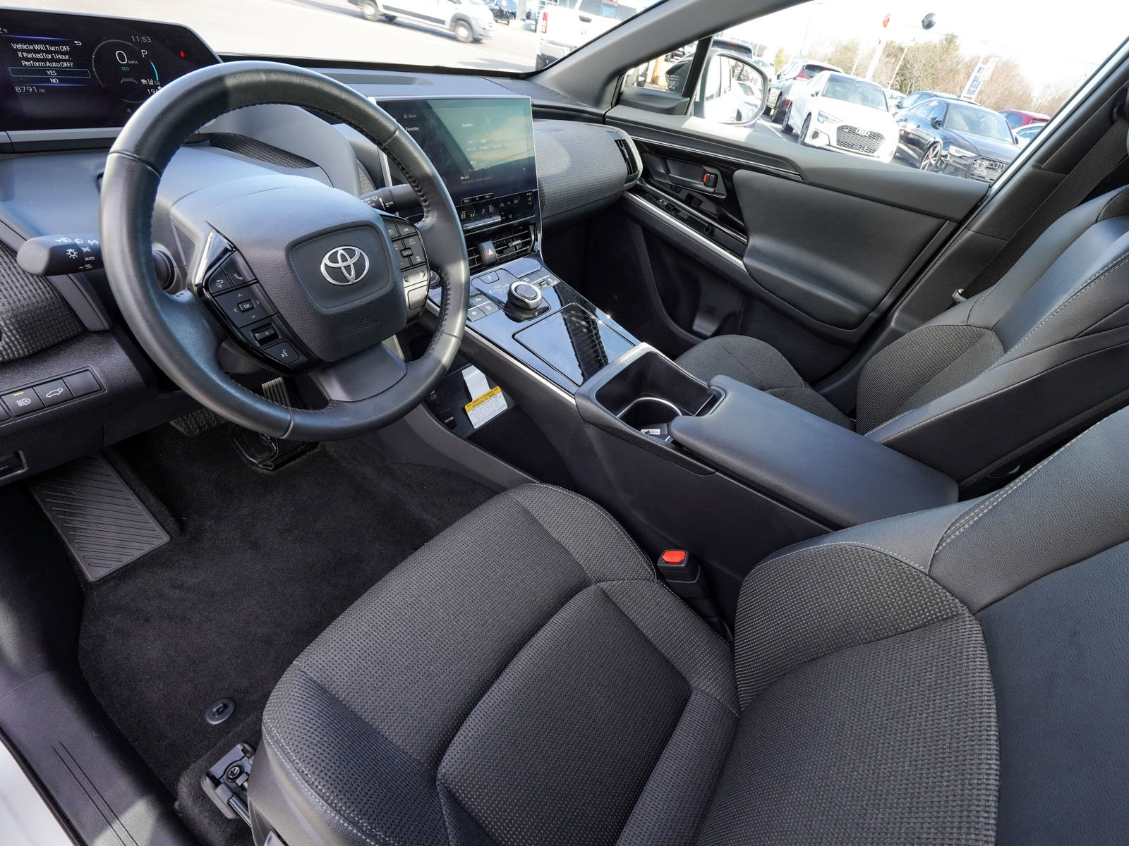 Used 2025 Toyota bZ4X AWD image 16