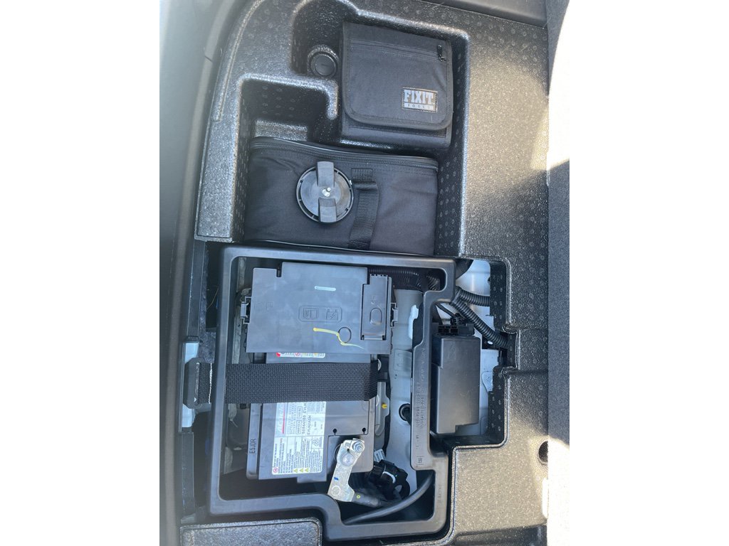 Used 2017 Chevrolet Volt Premier w/ Driver Confidence II Package image 42