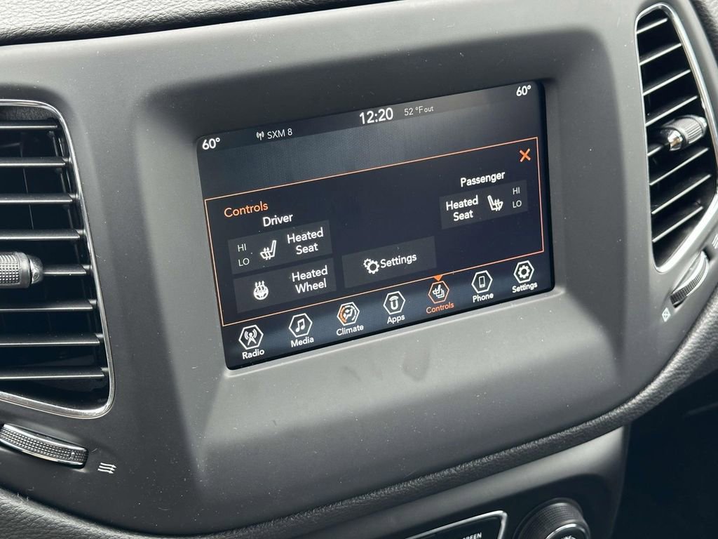 Used 2019 Jeep Compass Latitude w/ Cold Weather Group AWD/4WD image 28