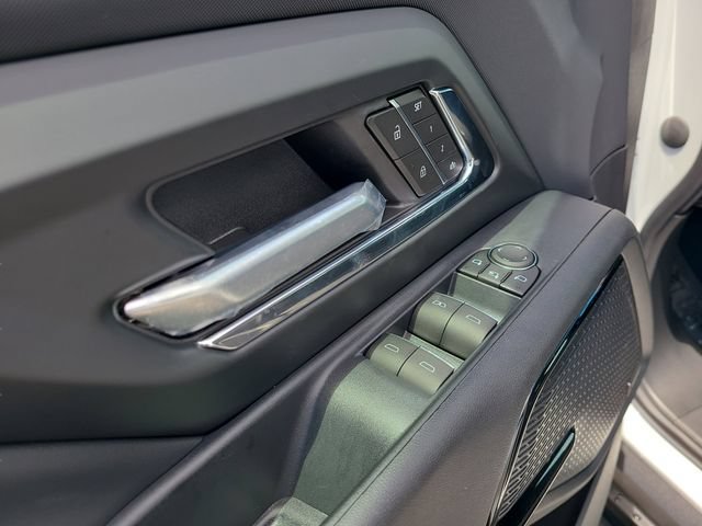 New 2026 Chevrolet Silverado EV LT w/ Plus Package AWD/4WD image 18
