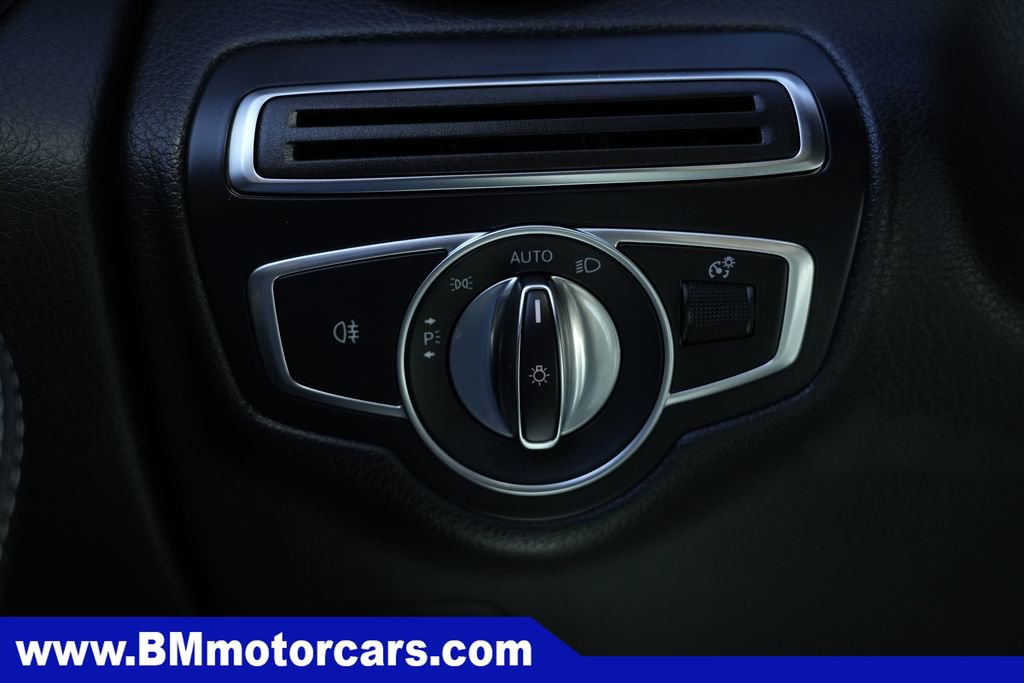 Used 2018 Mercedes-Benz GLC 300 4MATIC Coupe image 53