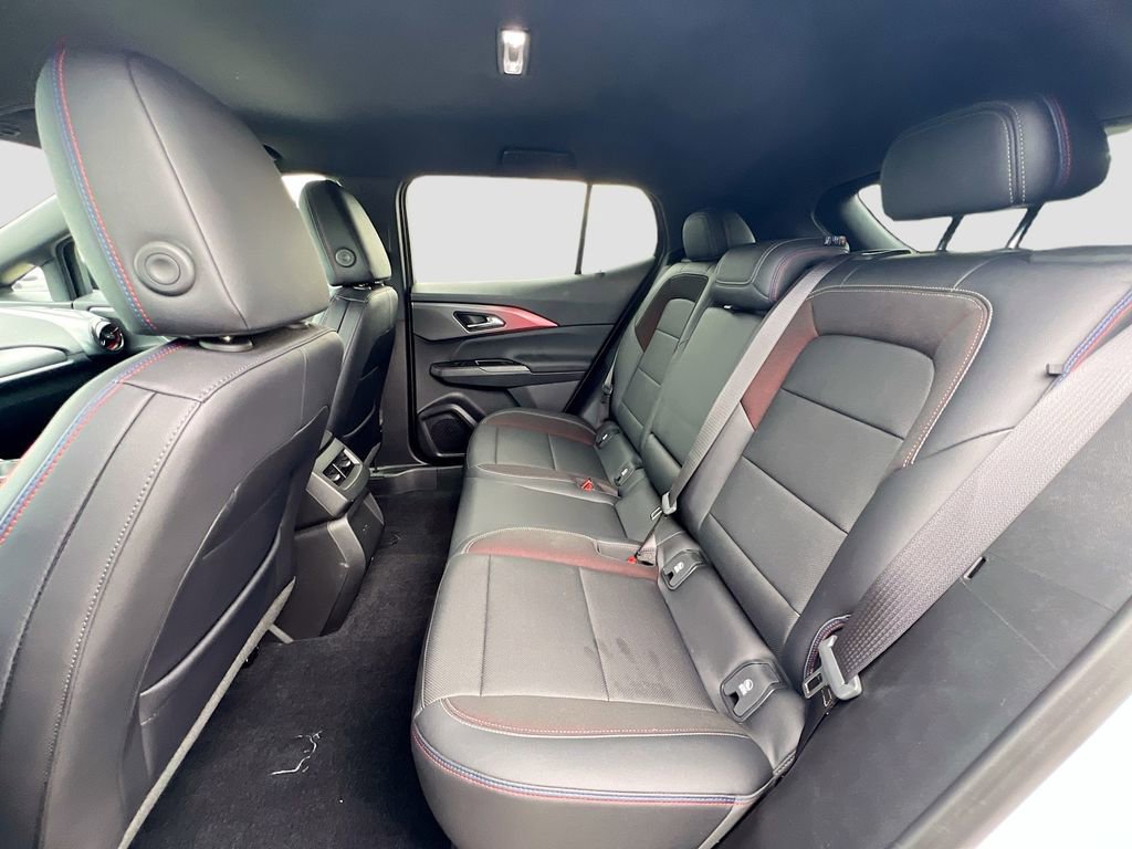 Used 2025 Chevrolet Equinox EV RS image 23