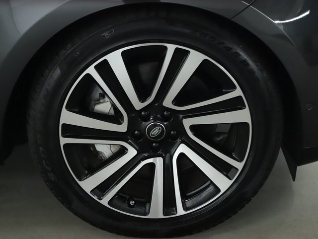 Used 2023 Land Rover Range Rover SE AWD/4WD image 42
