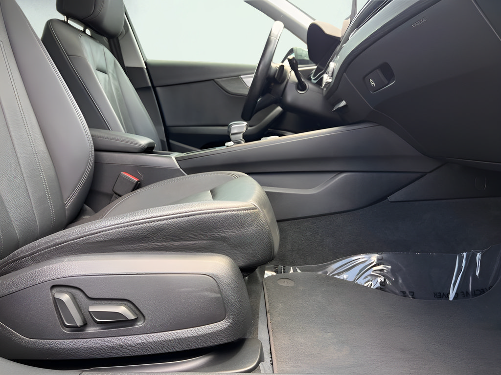 Used 2019 Audi A4 2.0T Premium w/ Convenience Package FWD image 26
