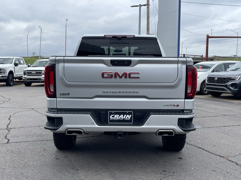 Used 2022 GMC Sierra 1500 AT4 w/ AT4 Premium Package image 6