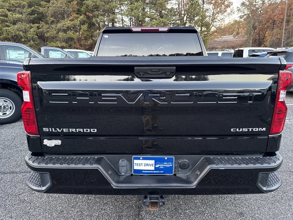 Used 2022 Chevrolet Silverado 1500 Custom image 6