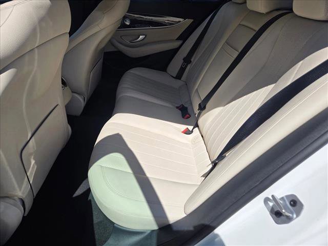 Used 2020 Mercedes-Benz E 350 Sedan image 18