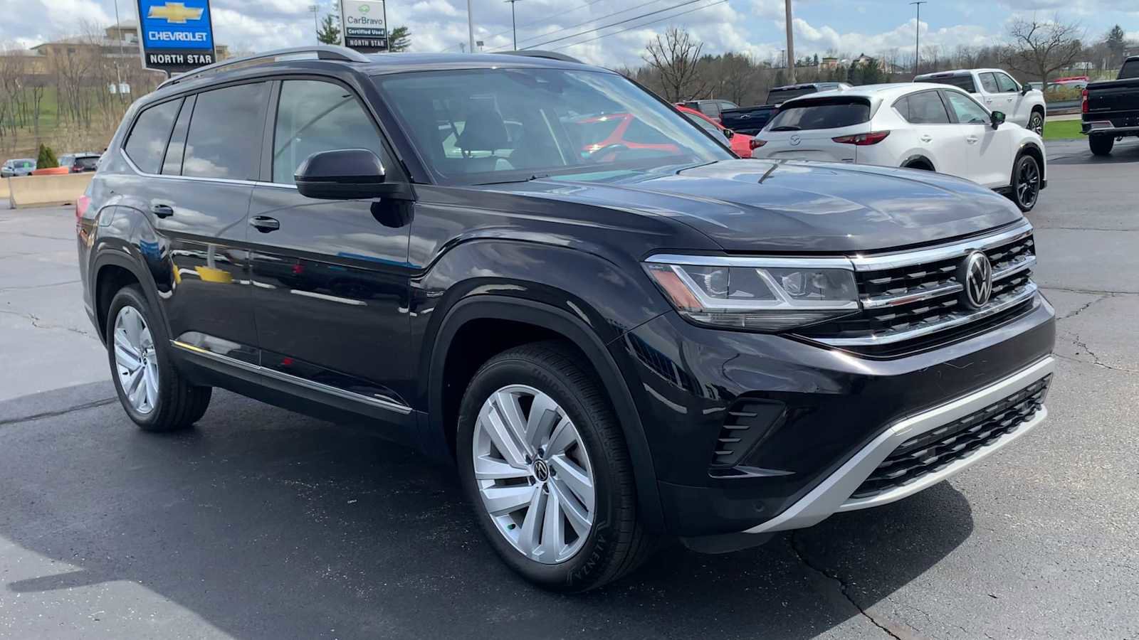 Used 2021 Volkswagen Atlas SEL image 2